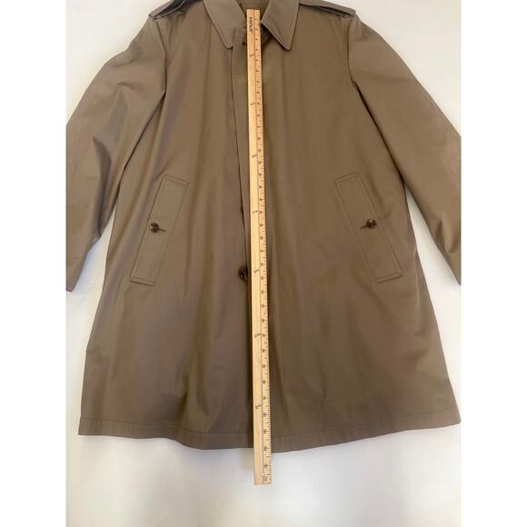 London Fog Men's Tan
Maincoats Trench Style Coat Tan Size 38R - Picture 13 of 15